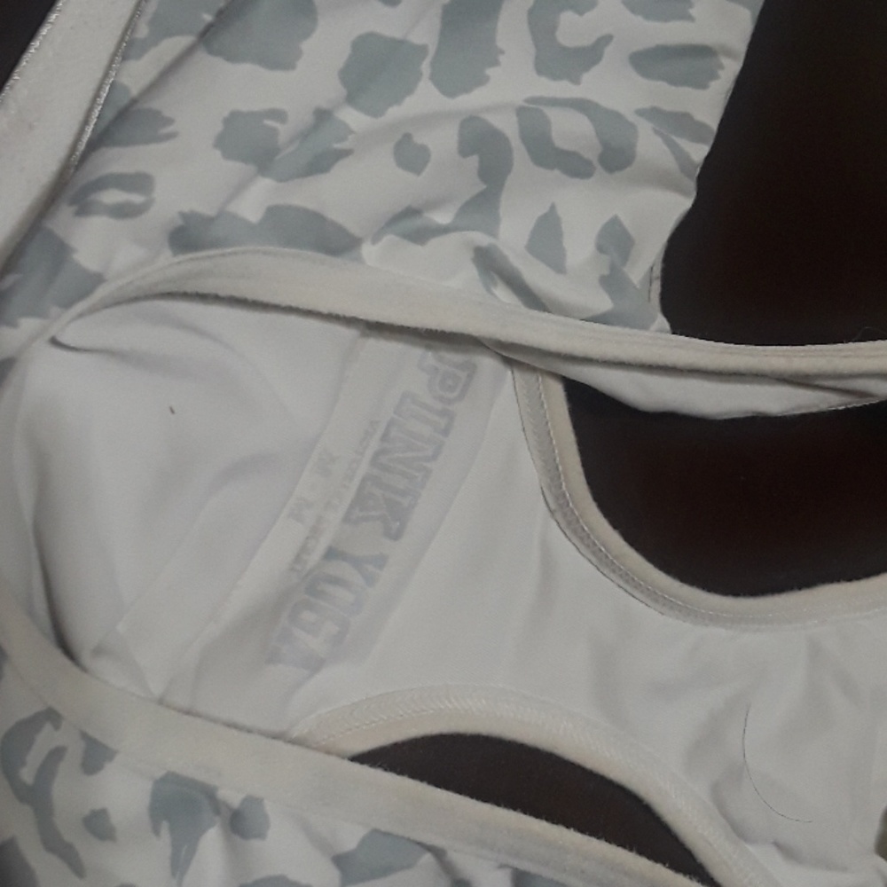 Sport bra - Picture 3 of 3